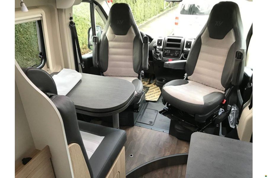 Sunlight Cliff XV 600