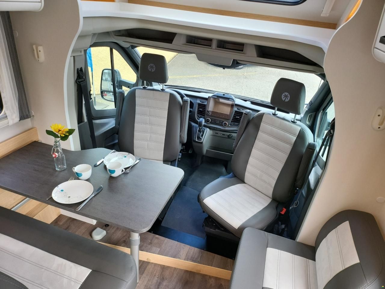 Sunlight Transit T690L Adventure/Autom.