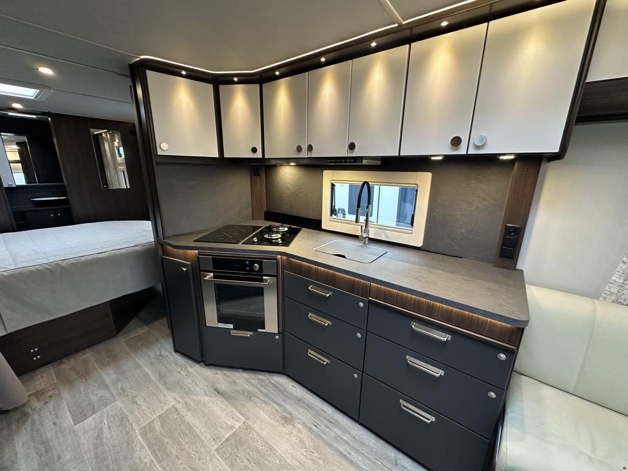 Polar 730 BQDA Blackline