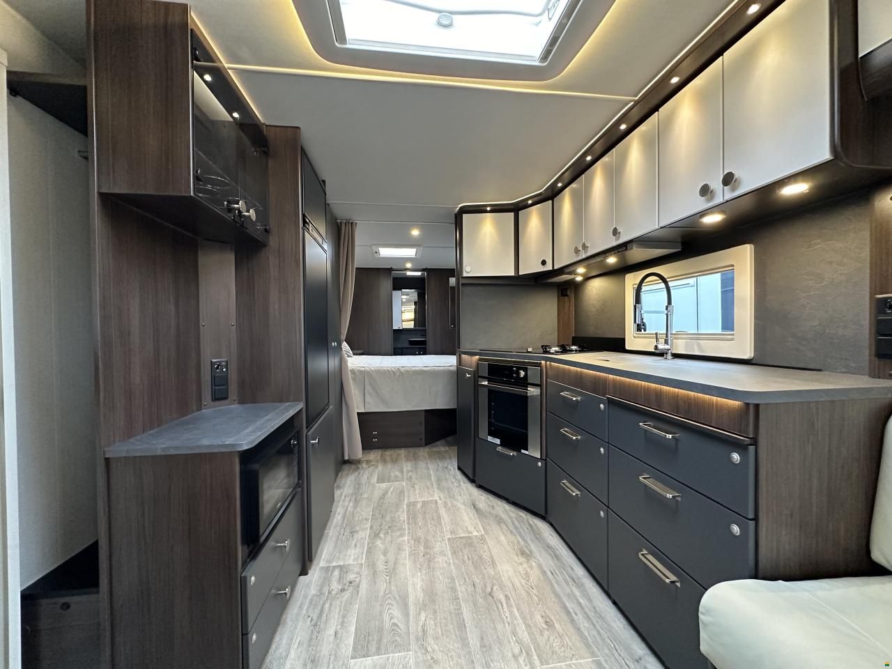 Polar 730 BQDA Blackline