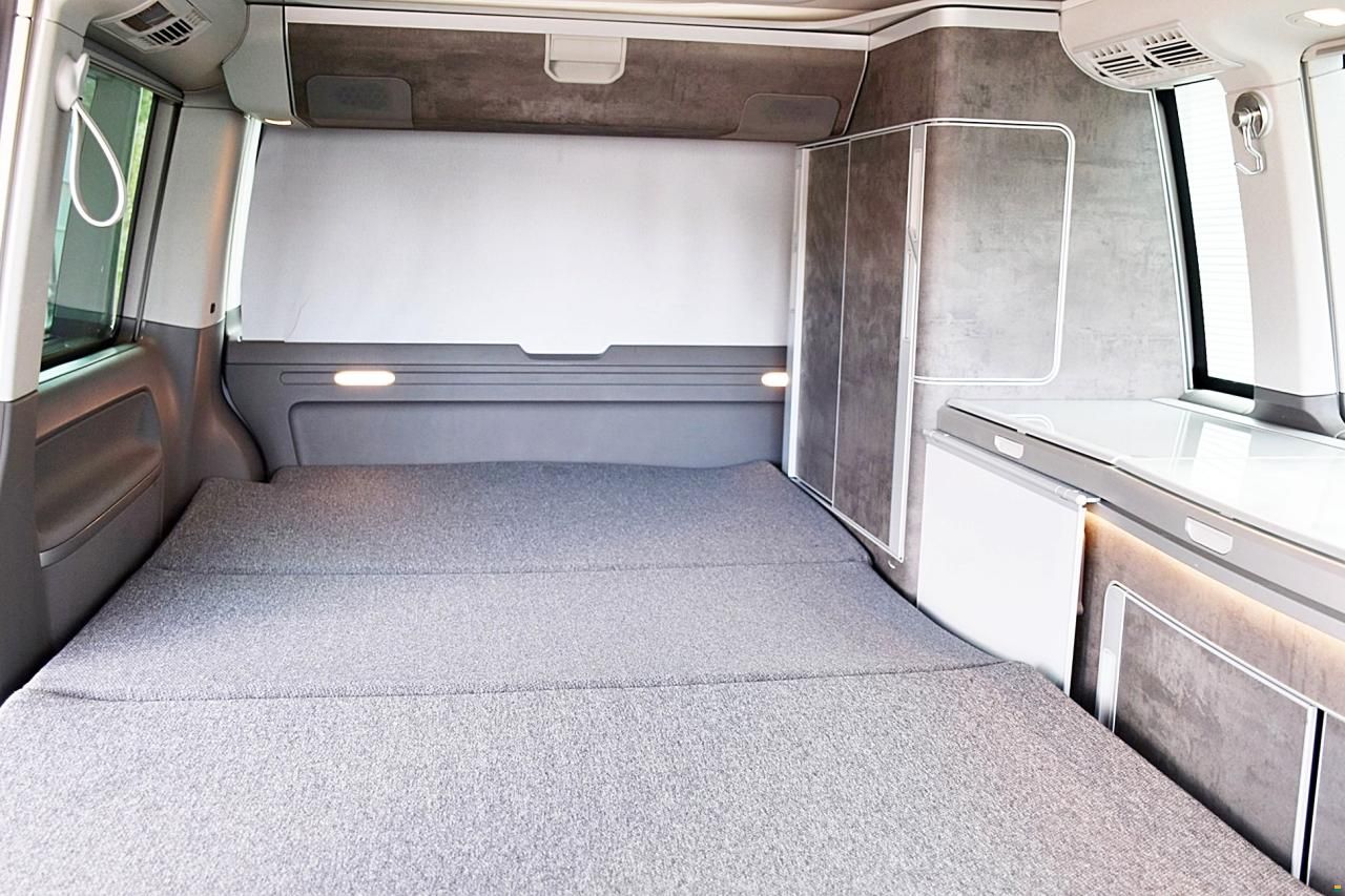 Volkswagen VW T6.1 CALIFORNIA 2,0 TDI DSG 4M OCEAN