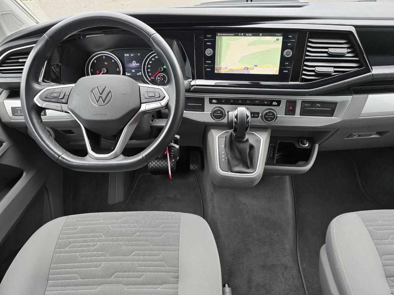 Volkswagen VW T6.1 CALIFORNIA 2,0 TDI DSG 4M OCEAN