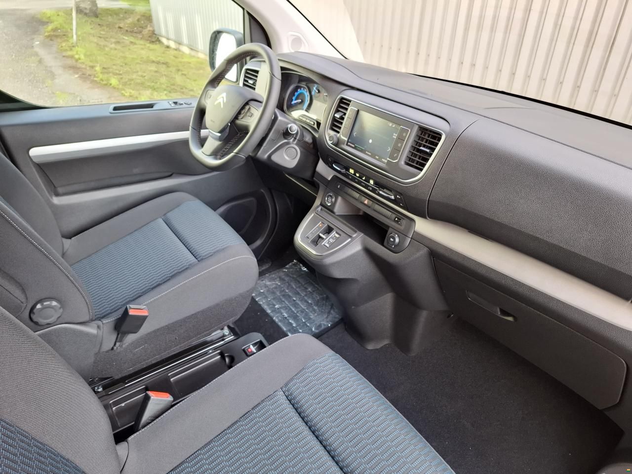 Pössl E-VANSTER - Elektro mit Aufstelldach