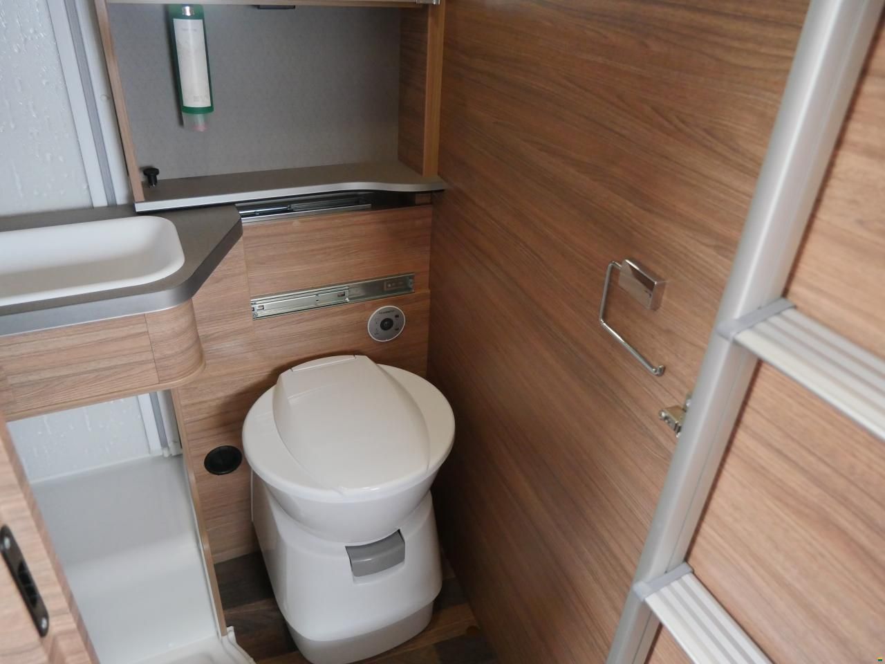 Weinsberg CaraCompact Suite 640 MEG MB