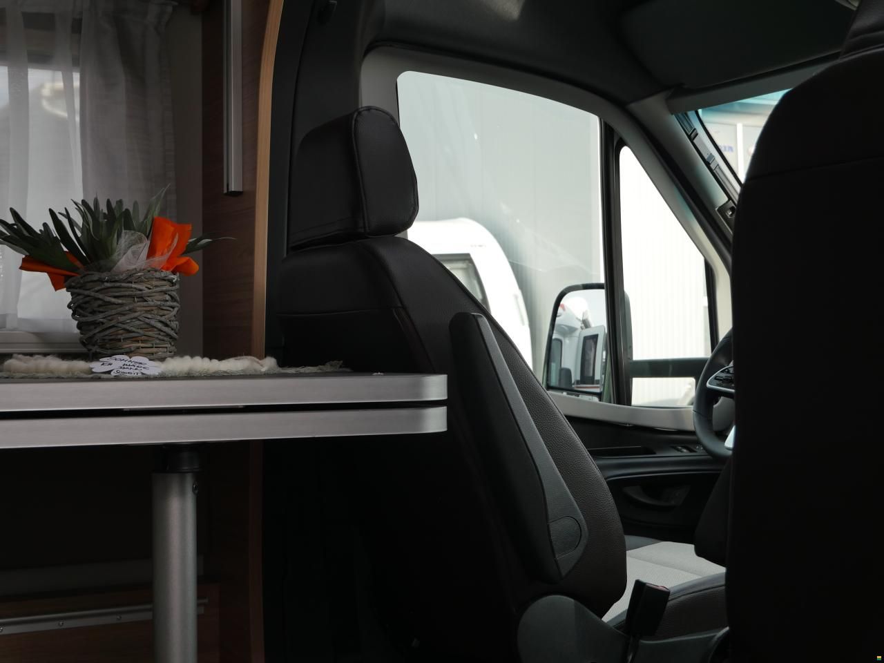 Weinsberg CaraCompact Suite 640 MEG MB