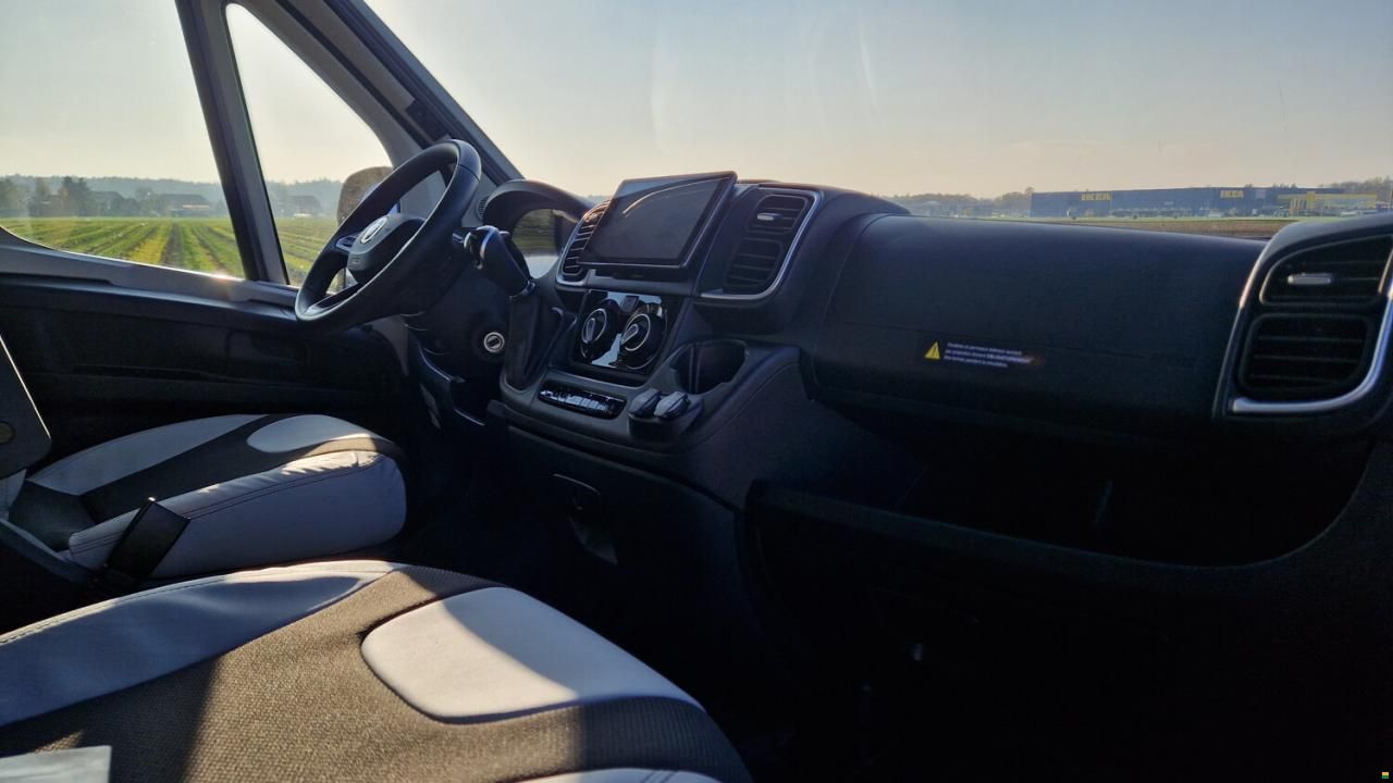 Yucon Microliner 60 B