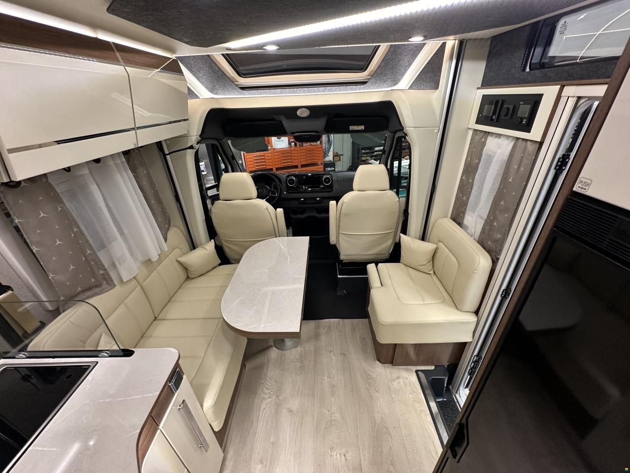 Fleurette Elister 73 LMF