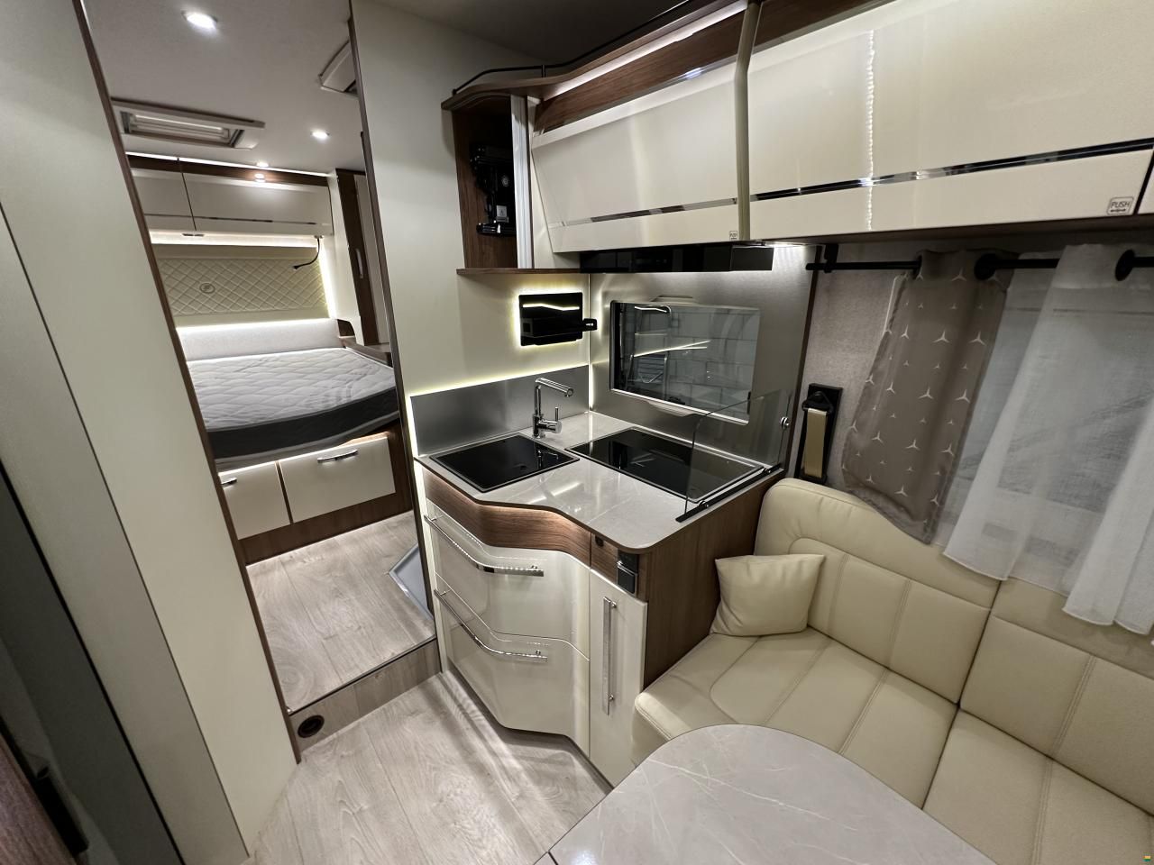 Fleurette Elister 73 LMF