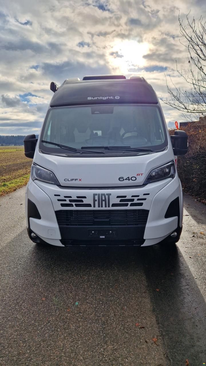 Sunlight Cliff X 640