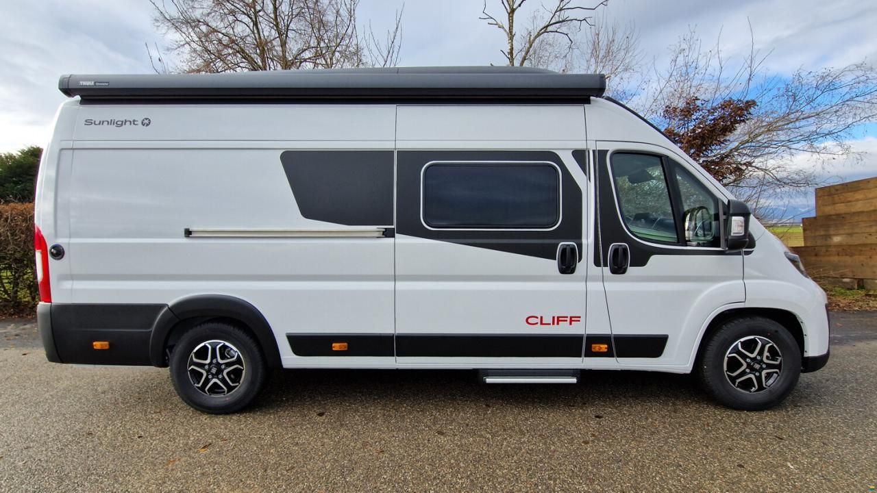 Sunlight Cliff X 640