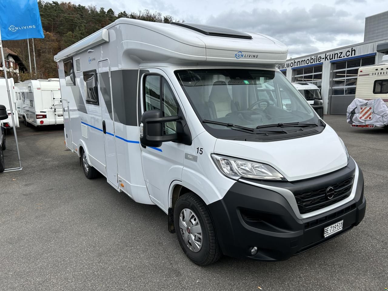 Adria Sun Living S70 SL