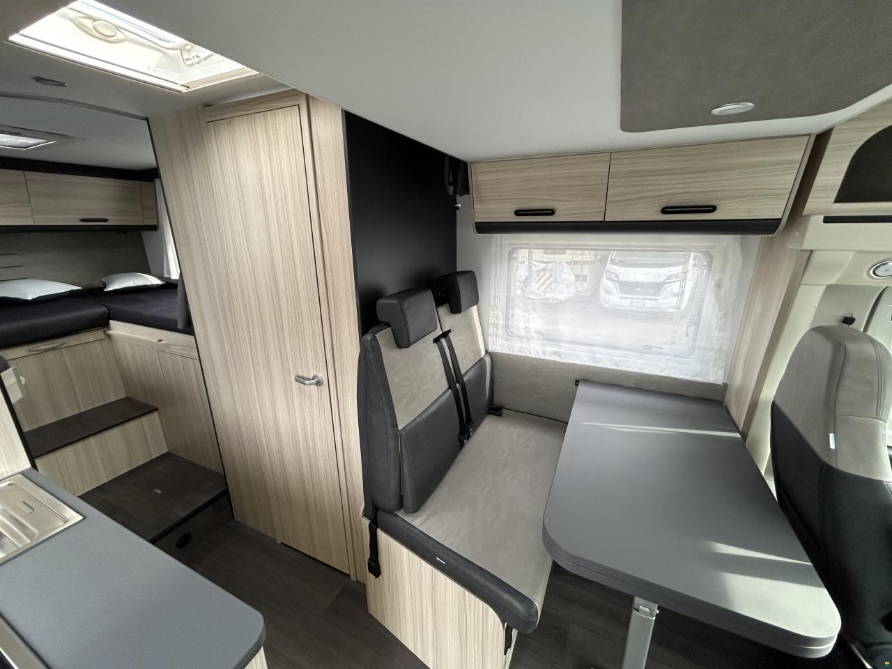Adria Sun Living S70 SL