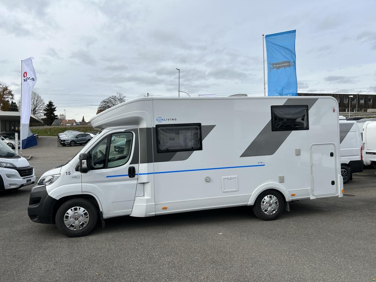Adria Sun Living S70 SL