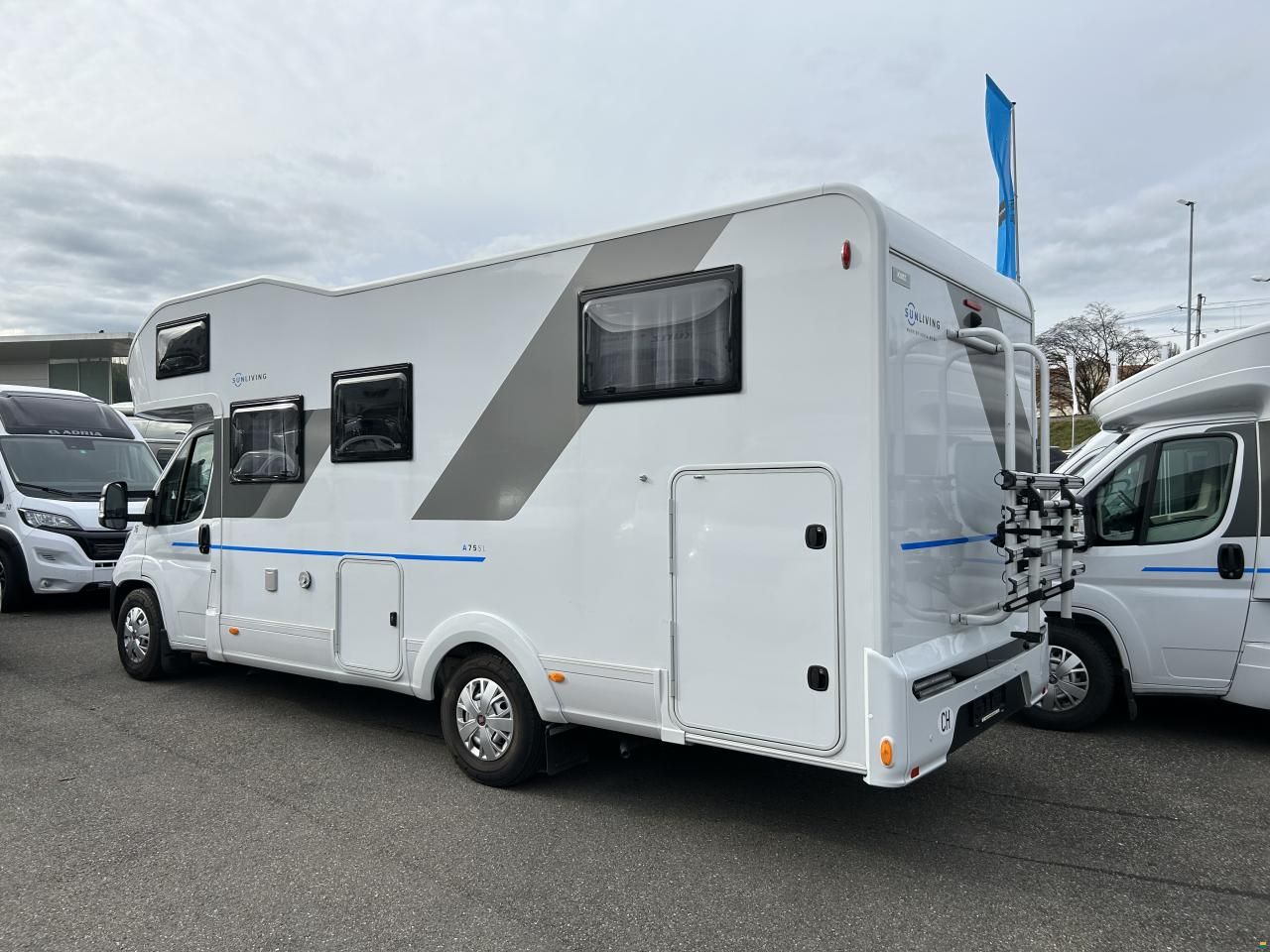 Adria Sun Living A75 SL