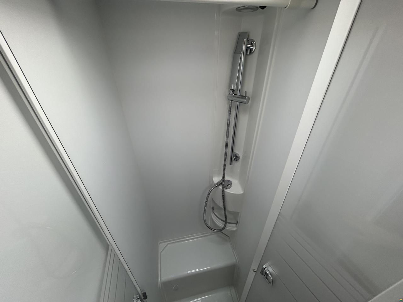 Adria Sun Living A75 SL