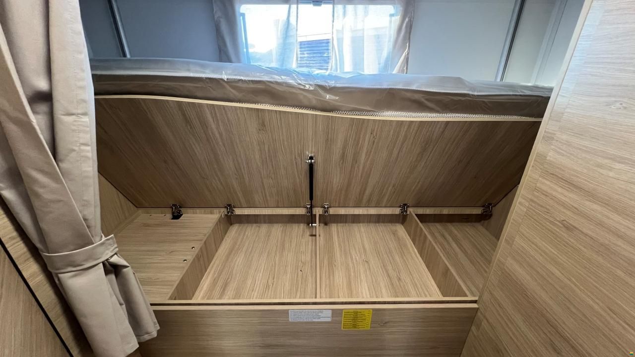 Challenger 380 Etape Edition