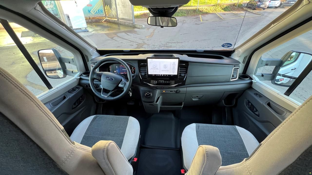 Challenger 380 Etape Edition