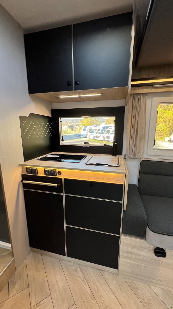 Challenger 380 Etape Edition