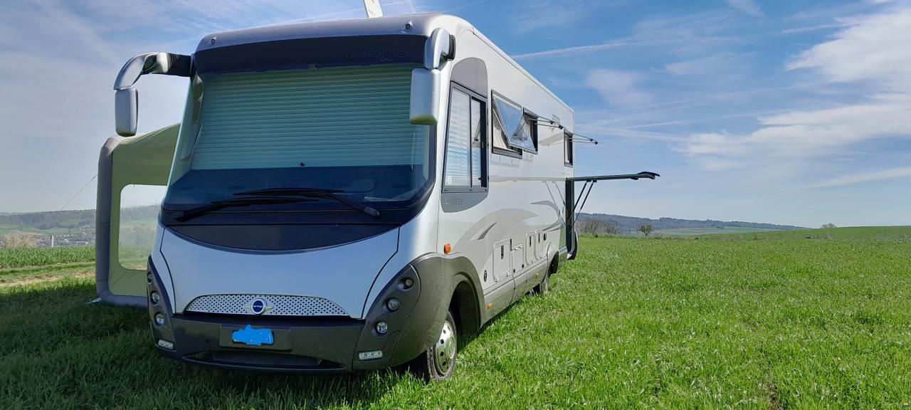 Carthago Liner 65 LE