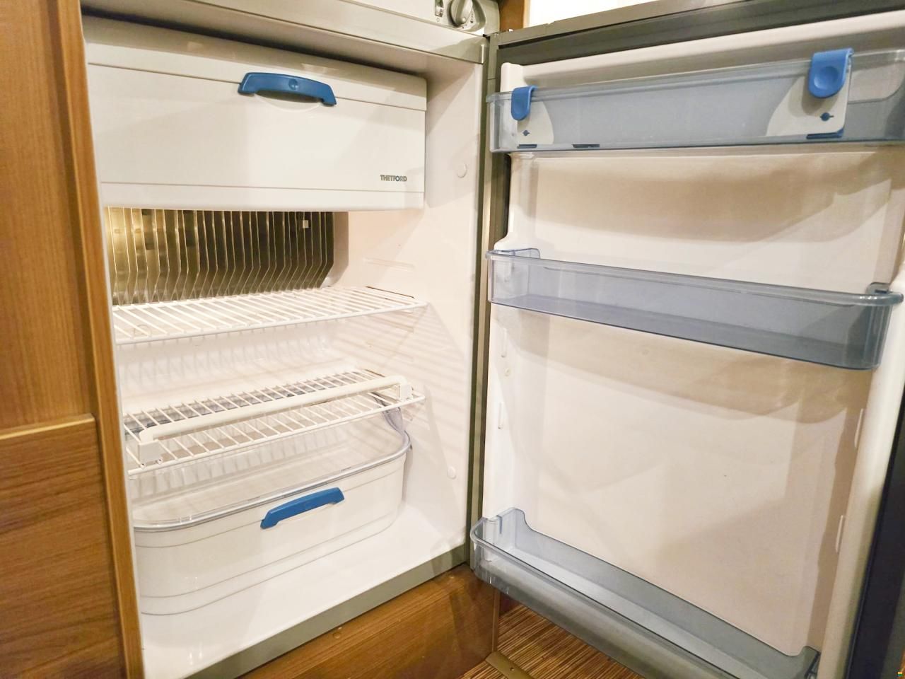 Carado CAPRON A366 2.3 MJ