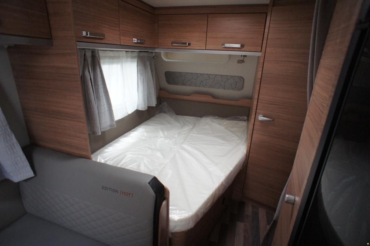 Weinsberg 500 FDK CaraOne HOT-Edition