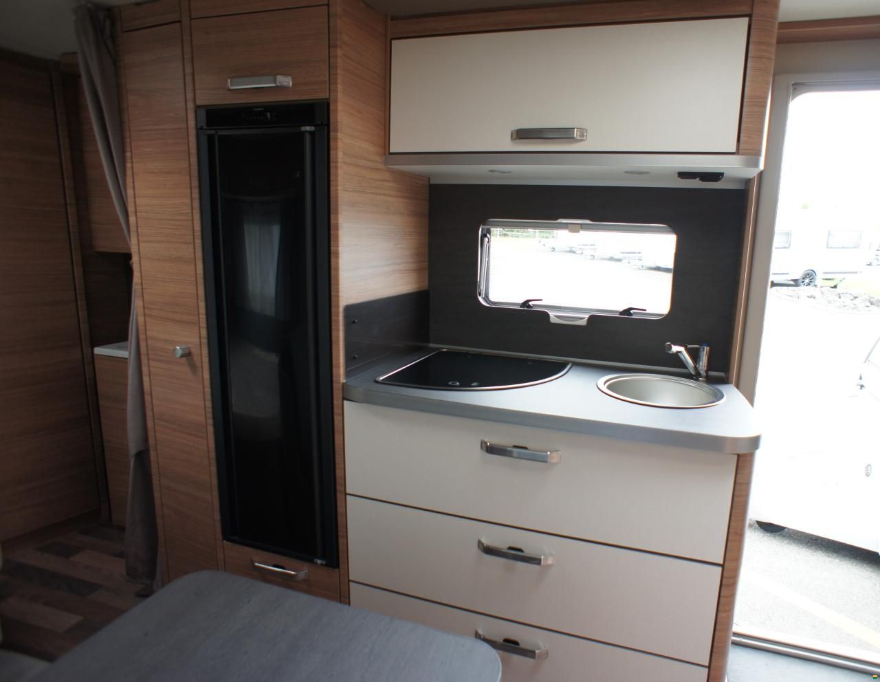 Weinsberg 500 FDK CaraOne HOT-Edition