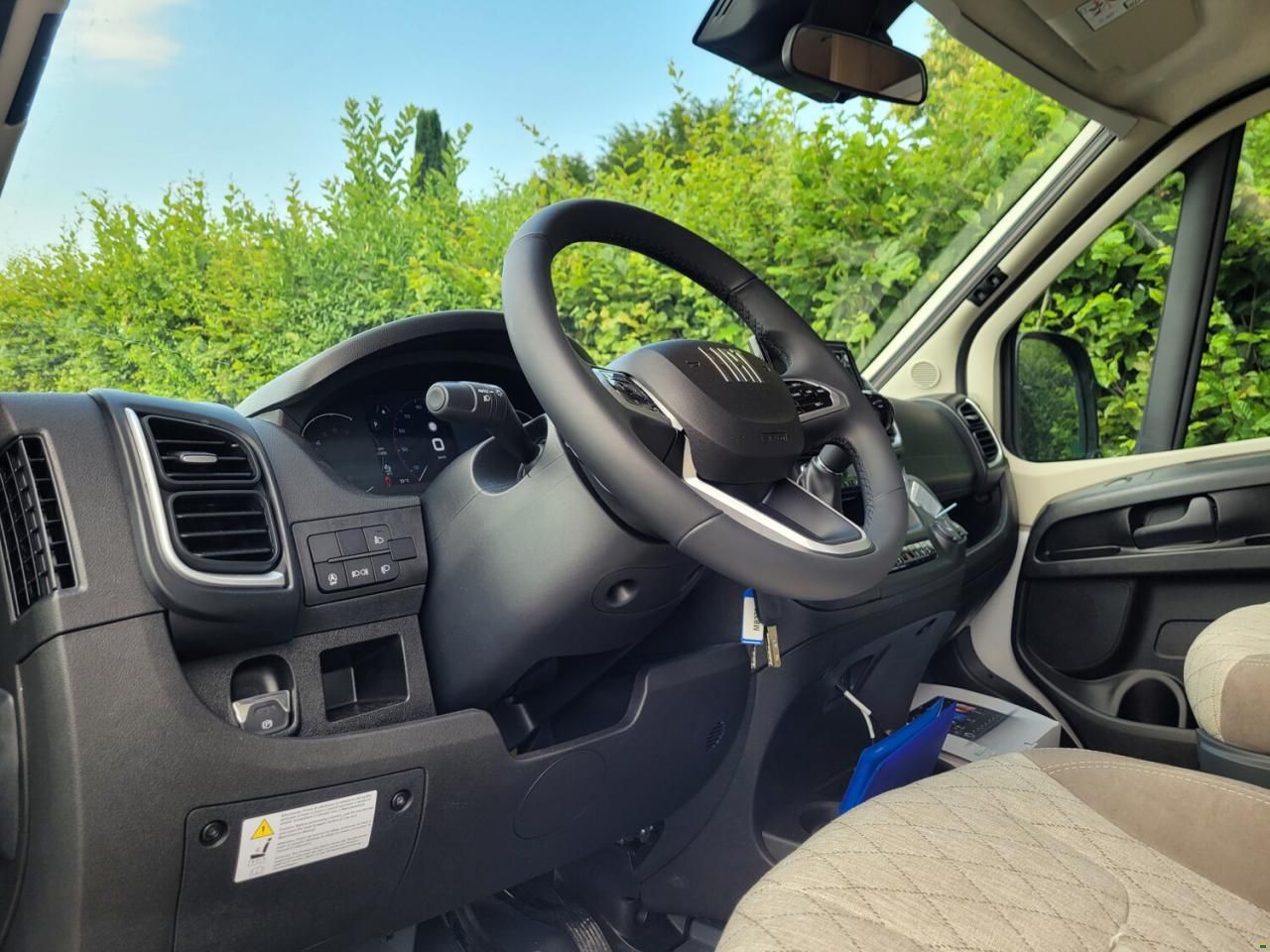 Dethleffs Globebus Camp Active T 4