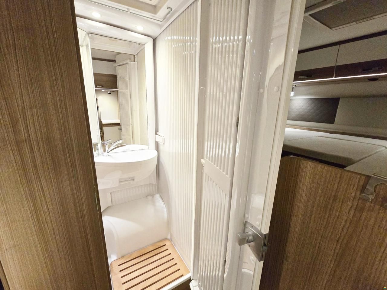 Carado CAPRON I 338 EMOTION 2.3 AUTOMAT MJ 140