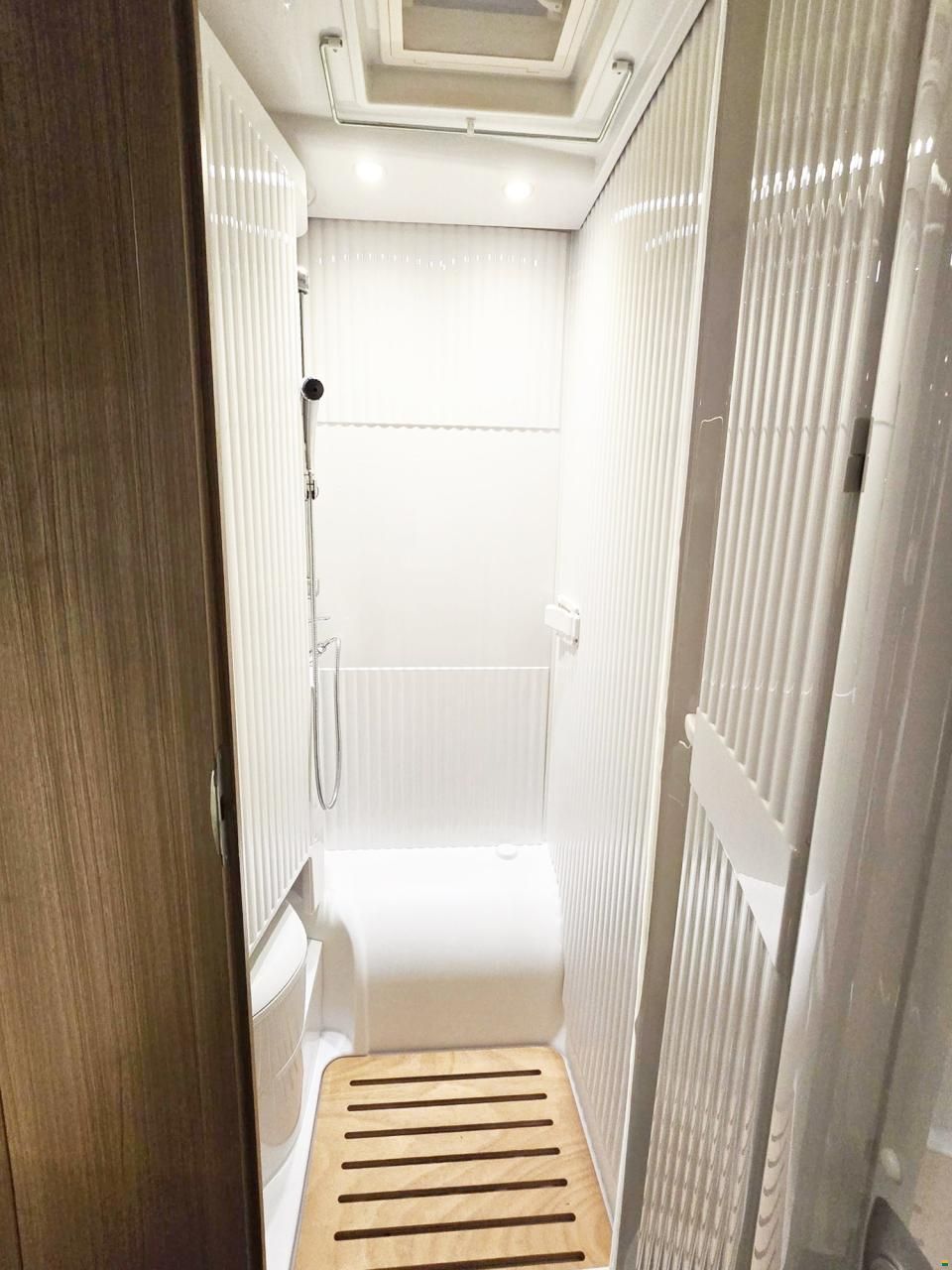 Carado CAPRON I 338 EMOTION 2.3 AUTOMAT MJ 140