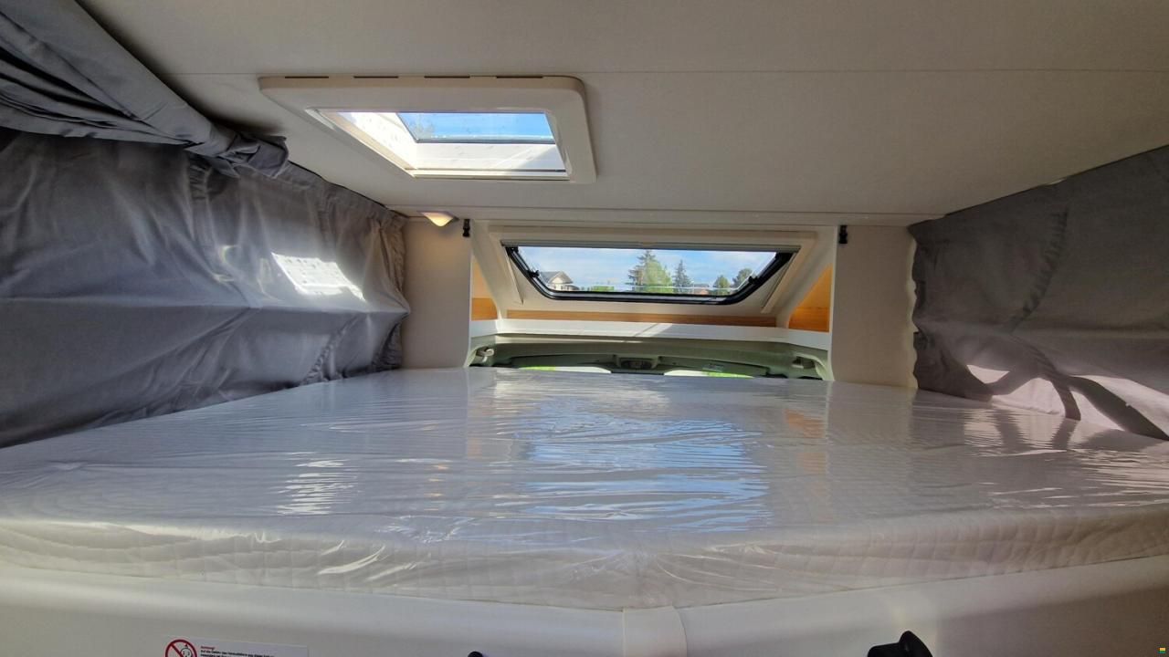 Sunlight Adventure T 67S