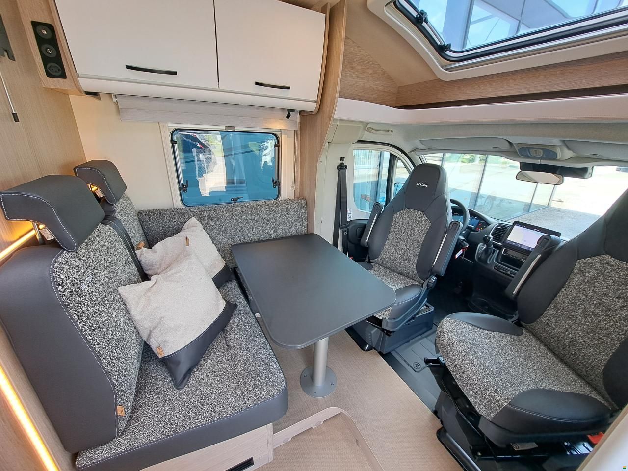 Bürstner Lyseo Time Skyline T 690 G