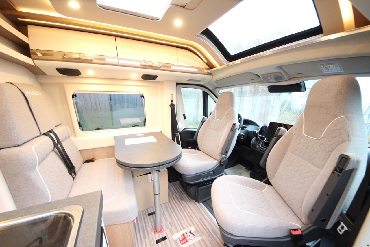 Malibu Van first class - two rooms 640 LE RB GT