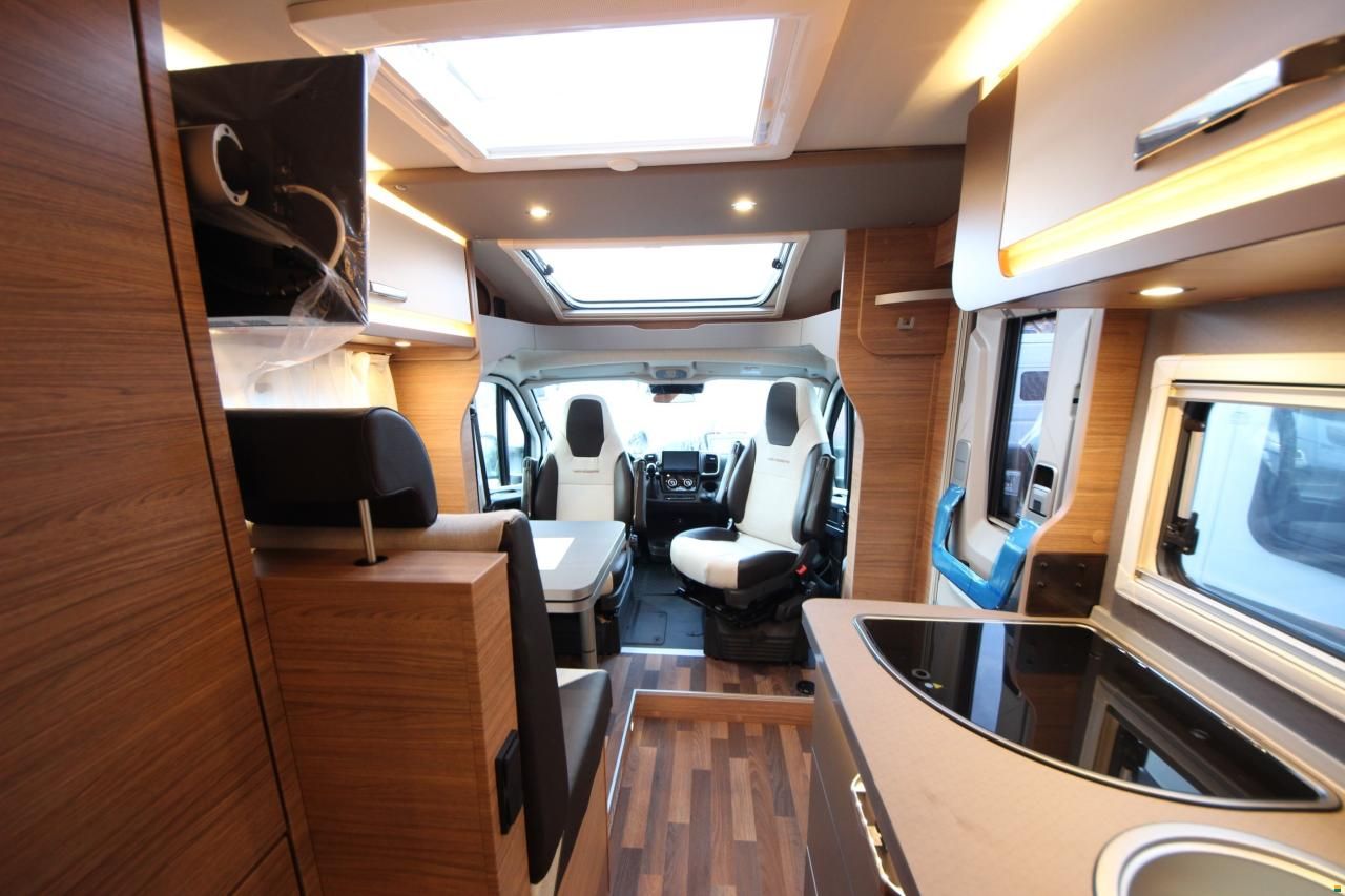 Weinsberg CaraCompact 600 MF EDITION (PEPPER)