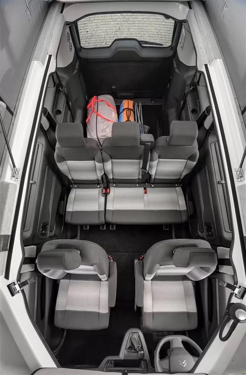 Pössl Vanster Citroen 145 PS