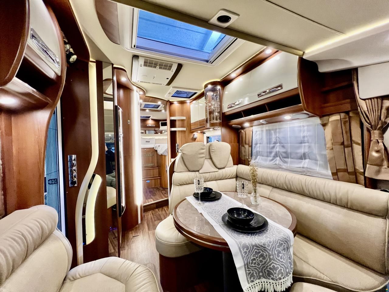 Carthago Chic E-Line I50