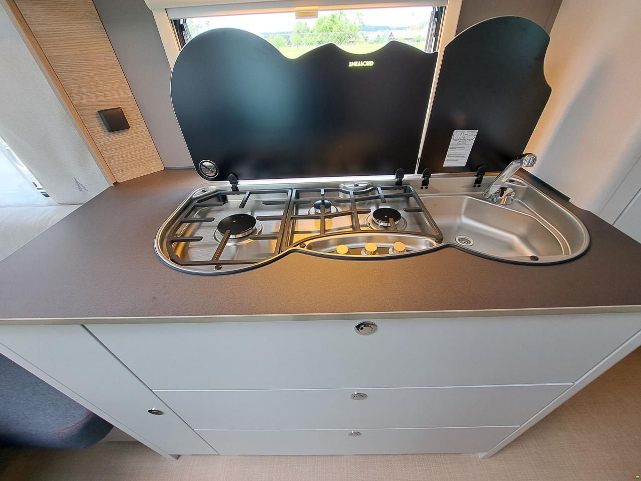 Bürstner Premio 455 TS Black Forest