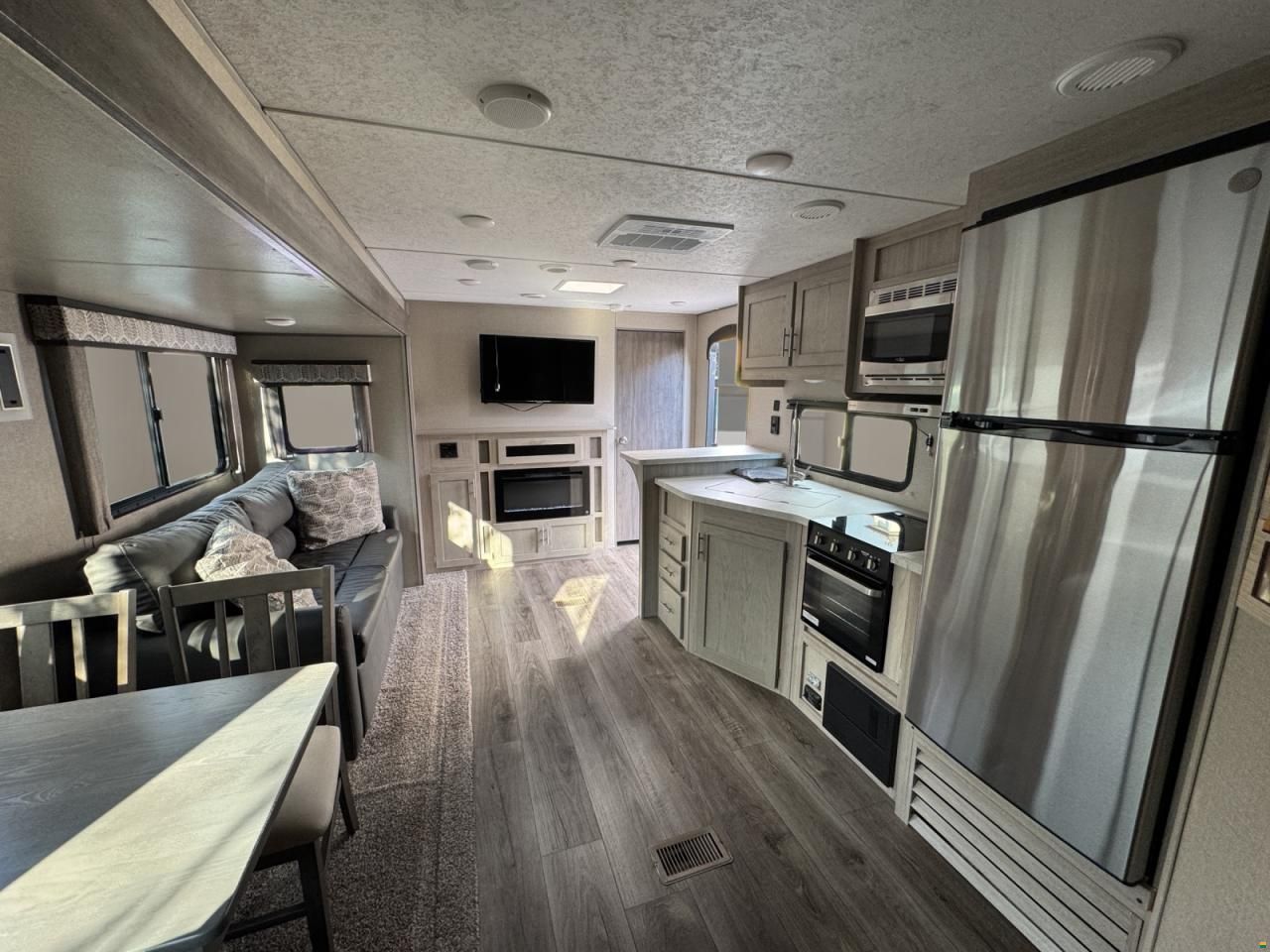 Coachmen Catalina Legacy 243RBS