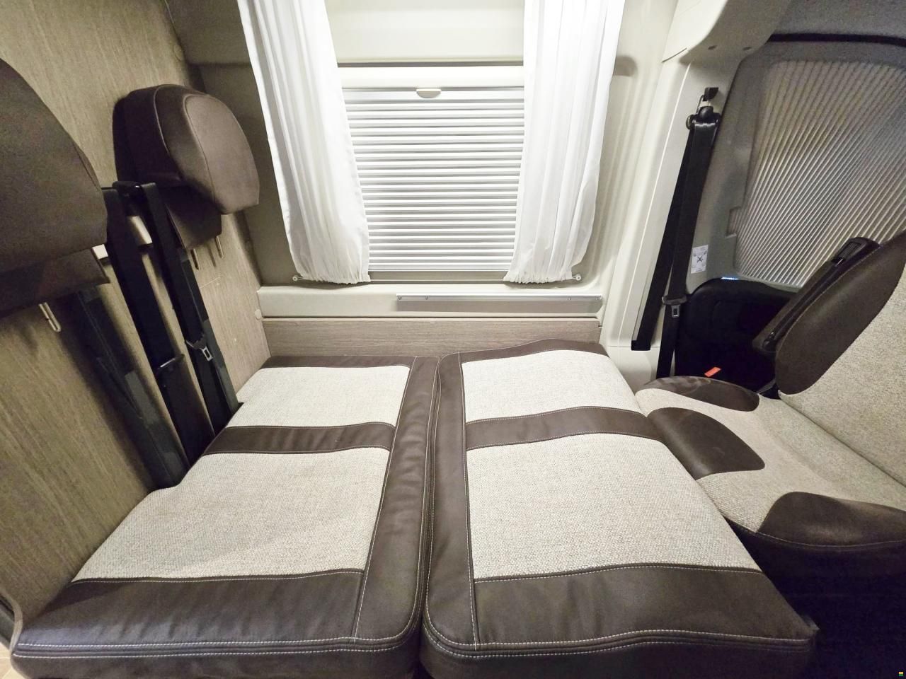 Pössl ROAD CRUISER REVOLUTION AUTOMAT 2.2 H3