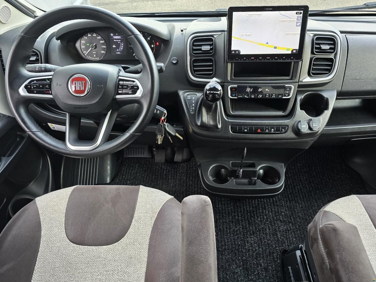 Pössl ROAD CRUISER REVOLUTION AUTOMAT 2.2 H3