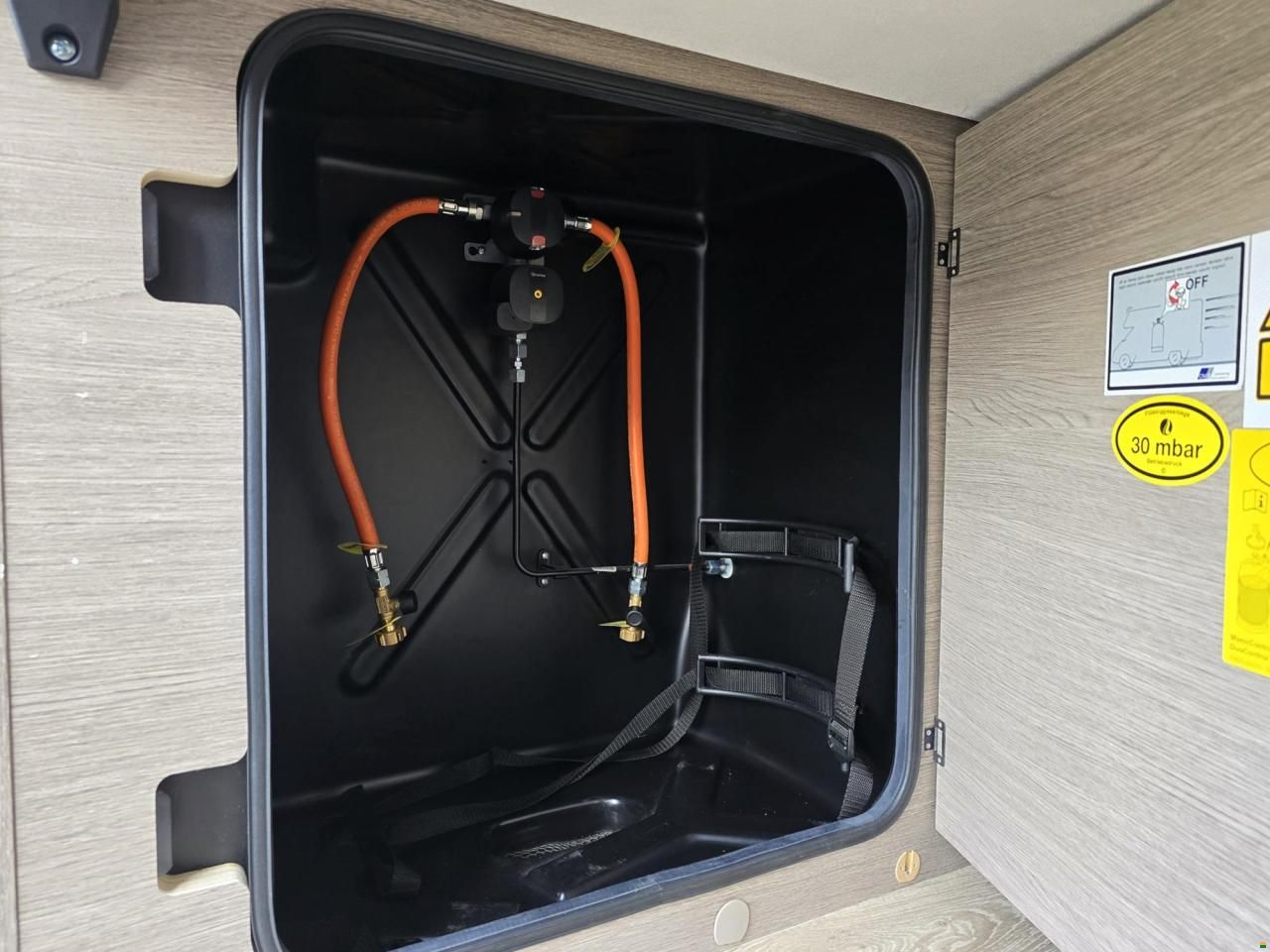 Pössl ROAD CRUISER REVOLUTION AUTOMAT 2.2 H3