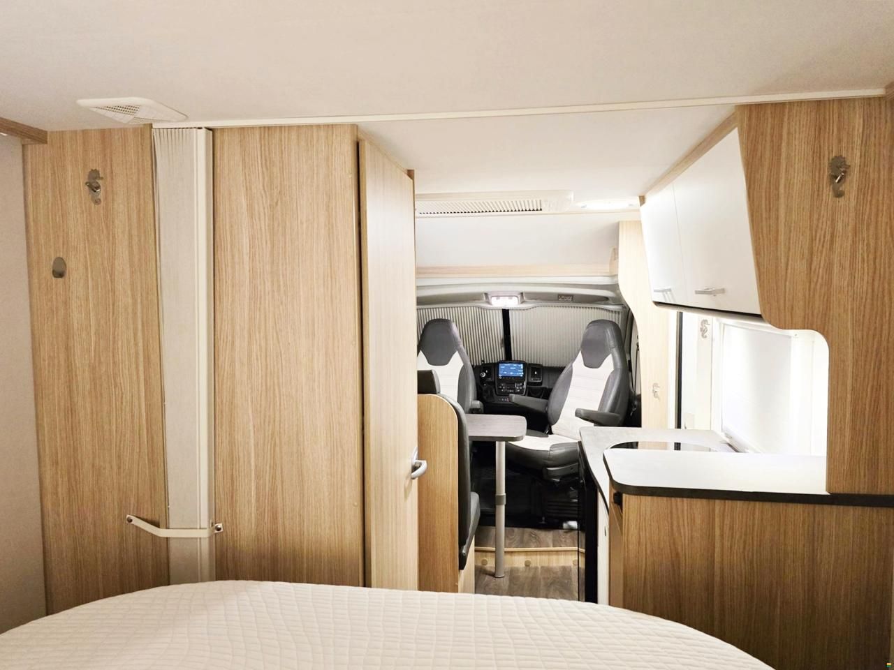 Sunlight V69 2.2 HDI