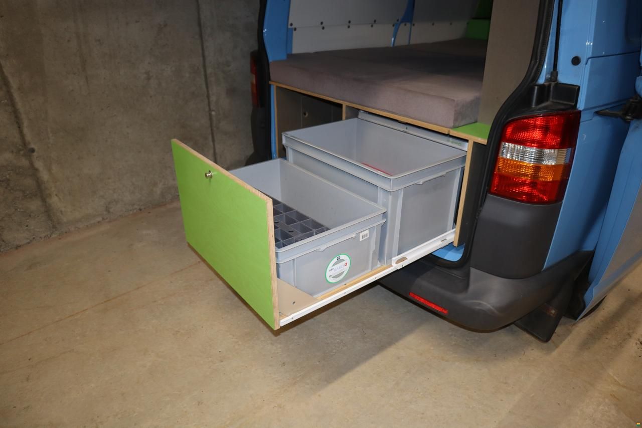 Volkswagen T5 1.9TDI