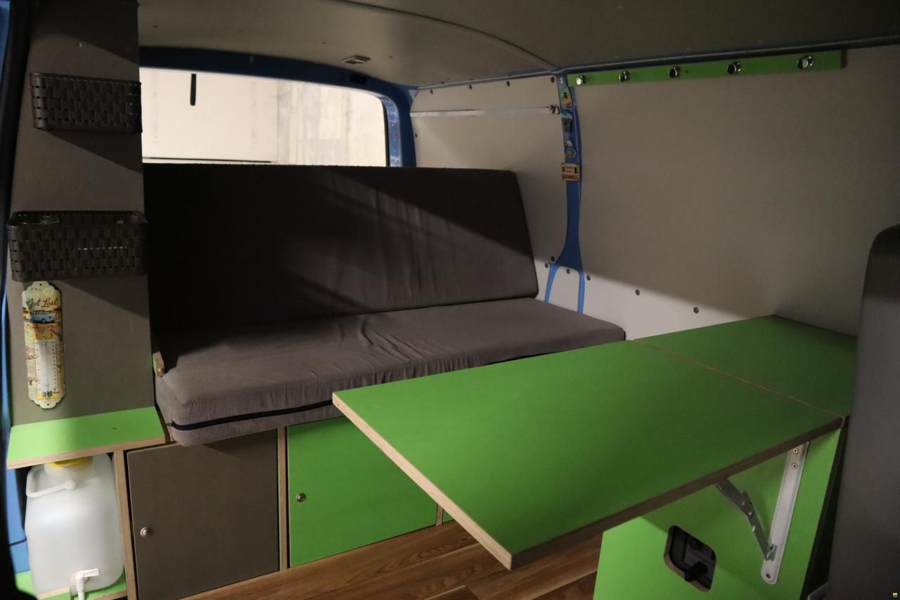 Volkswagen T5 1.9TDI