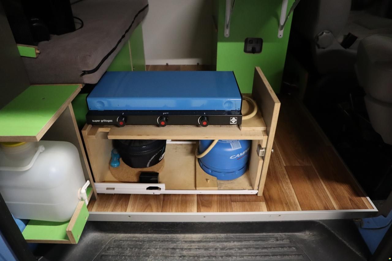 Volkswagen T5 1.9TDI