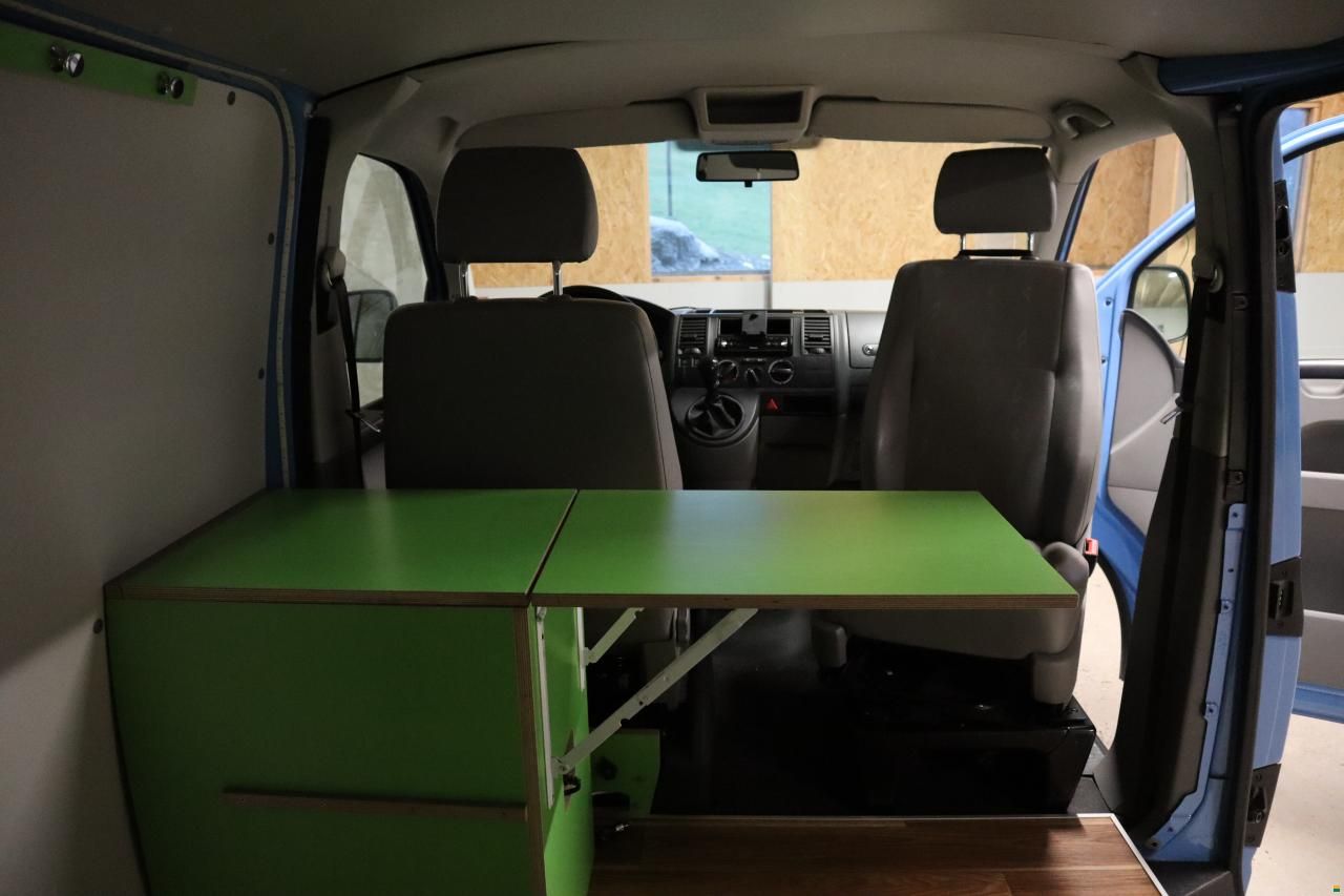 Volkswagen T5 1.9TDI