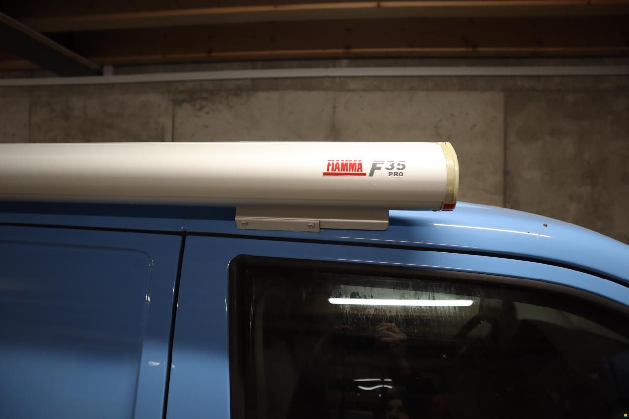 Volkswagen T5 1.9TDI