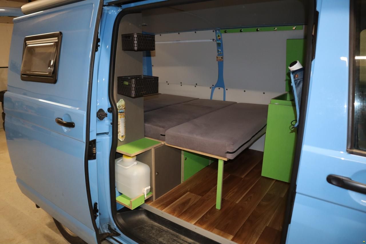 Volkswagen T5 1.9TDI