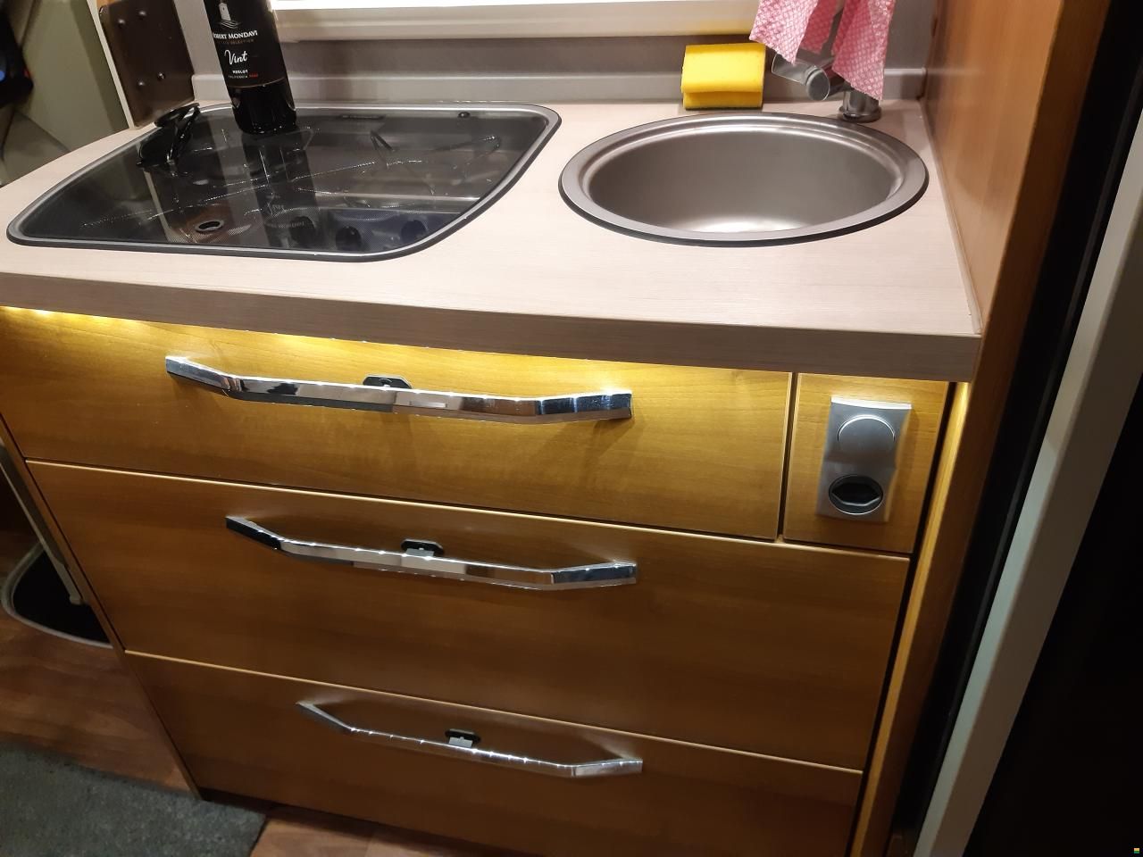 Knaus VAN TI 650 MEG