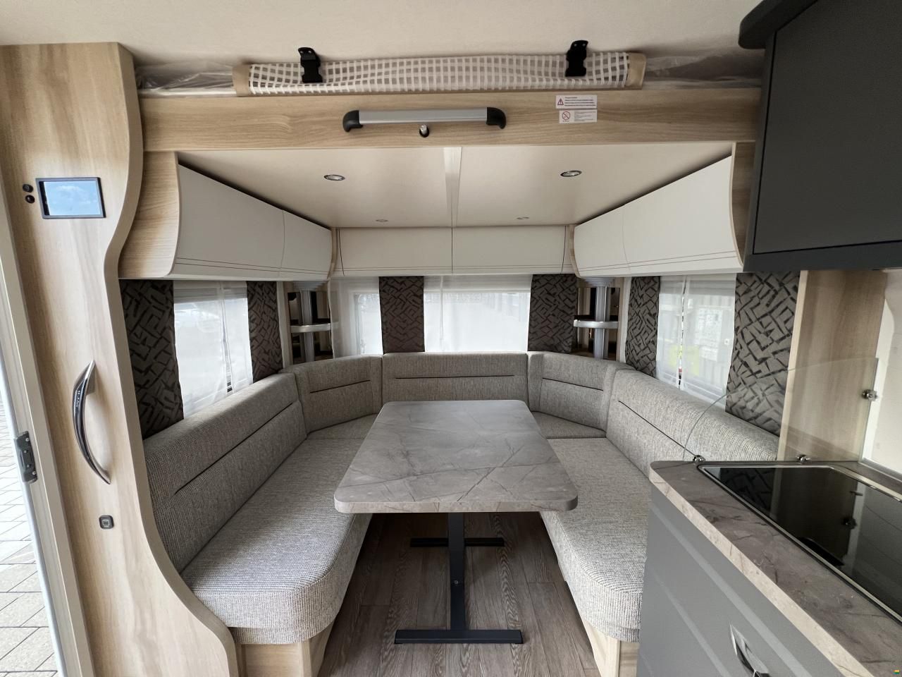 Hobby 515 UHK De Luxe