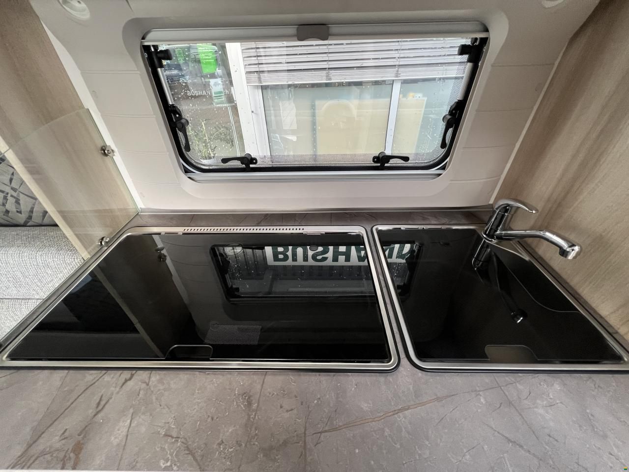 Hobby 515 UHK De Luxe